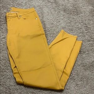 Skinny Jeans/jeggings